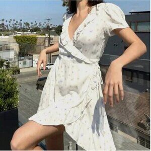 Aritzia Sunday Best New Ruffled Wrap Dress, White Floral